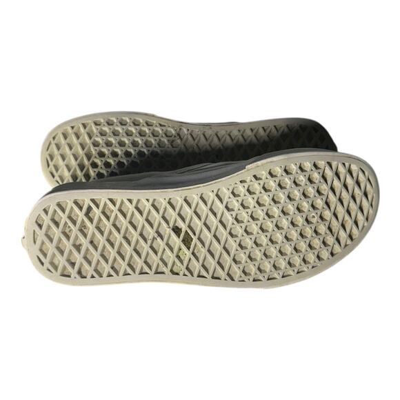 Vans Classic Slip On True White Slip On Sneakers Women’s Size 7 Skater Sneakers - Picture 8 of 8